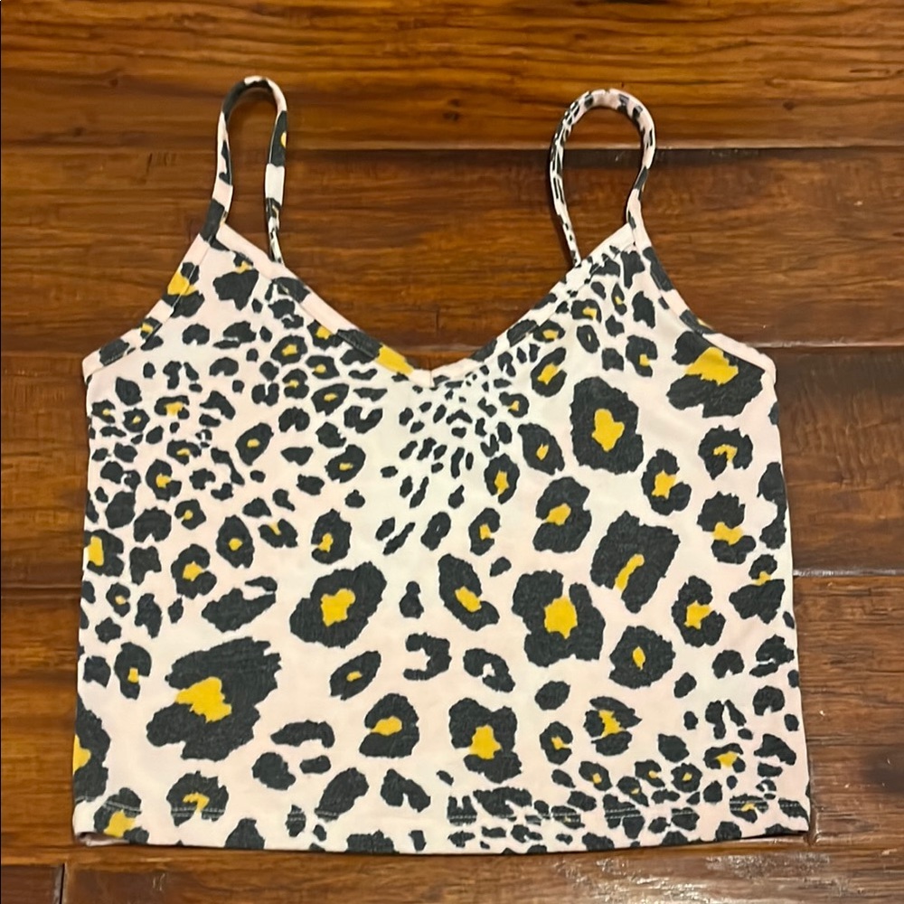 Forever 21 Pink Cheetah Print Spaghetti Strap Crop Tank Top. Size S.
